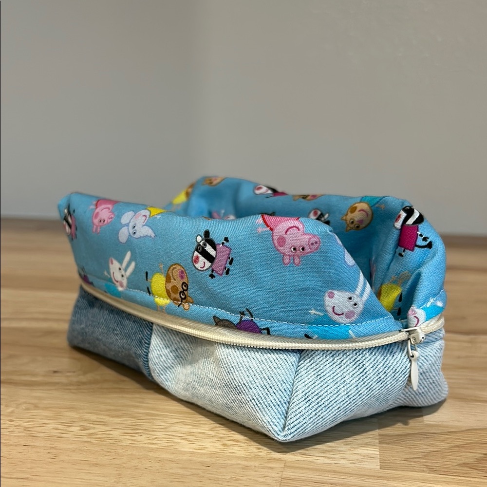 Peppa Pig Print Blue fabric lining and denim patchwork pouch